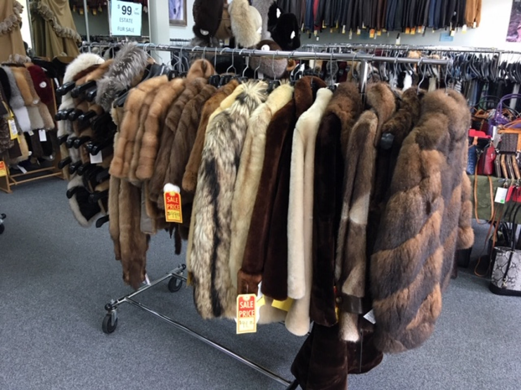 Used & Vintage Furs Battle Creek, MI Burtrum Furs & Leathers